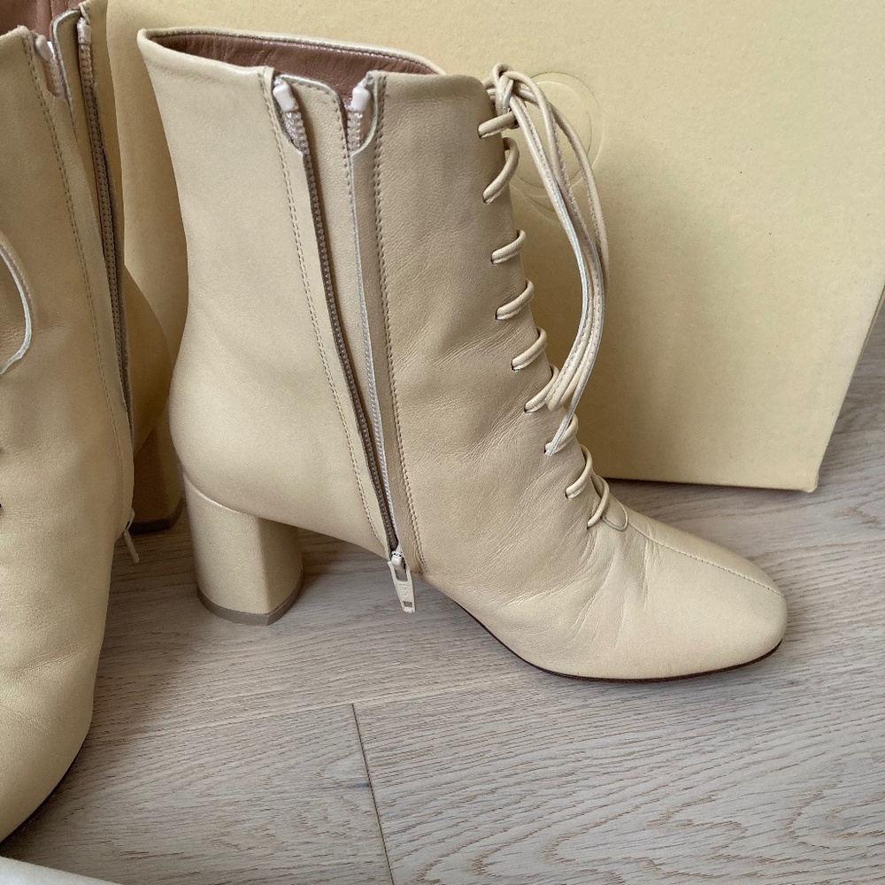 LOQ Agata Booties in Beige - Picture 4 of 9